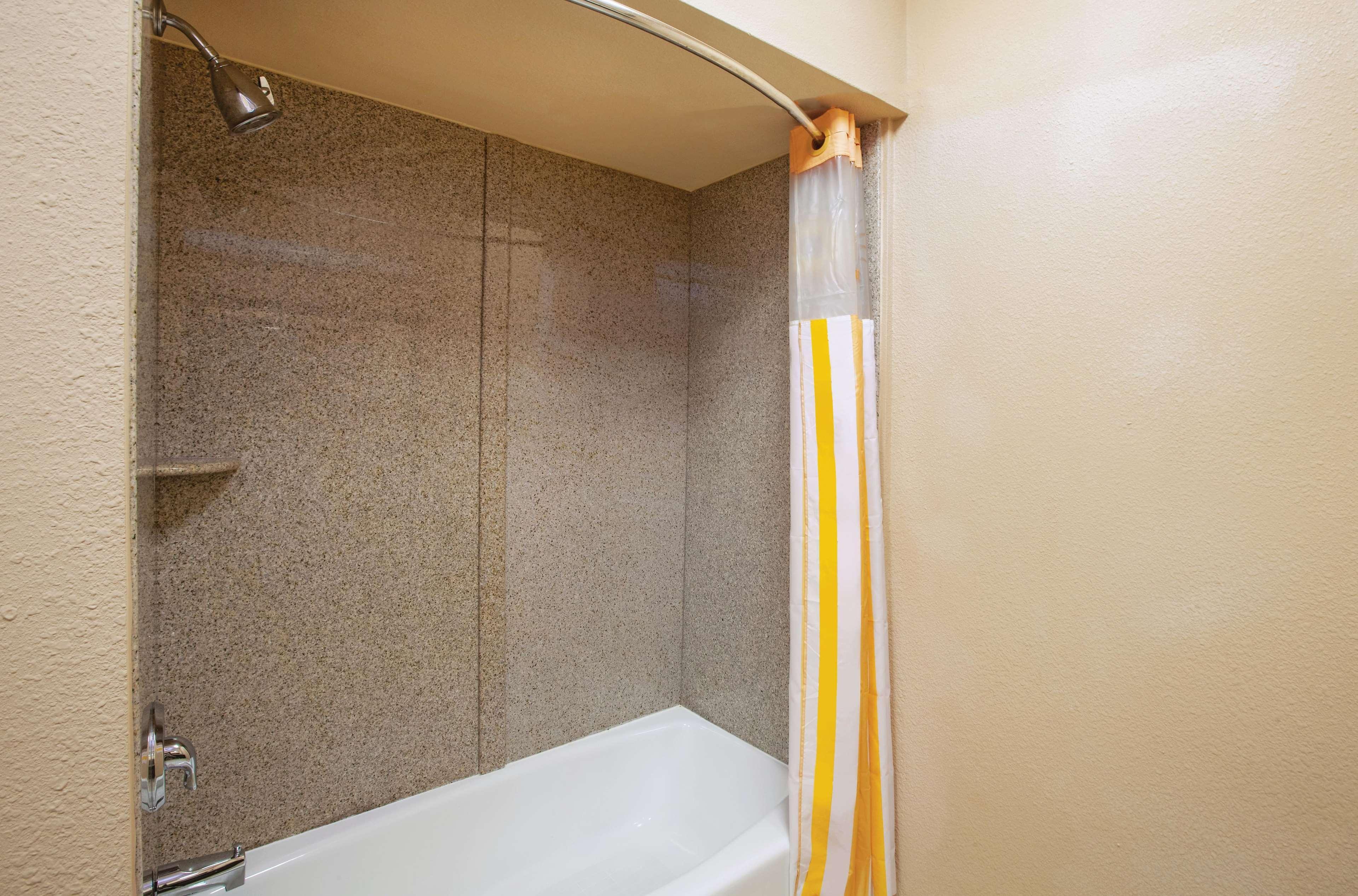 La Quinta By Wyndham Jacksonville, Texas Экстерьер фото